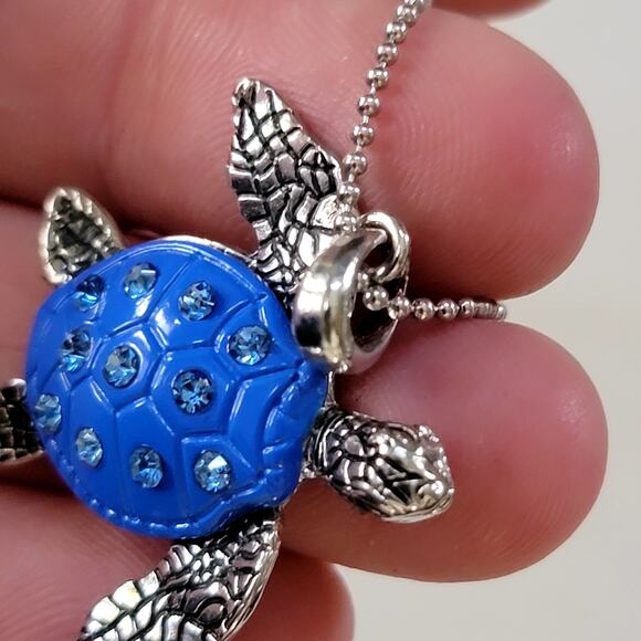 Silver Chain Necklace With Blue Turtle Pendant And Crystal Accent Ocean Jewelry - Picture 8 of 10